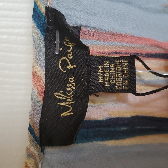 Lady Colorful Top - Picture 7 of 7